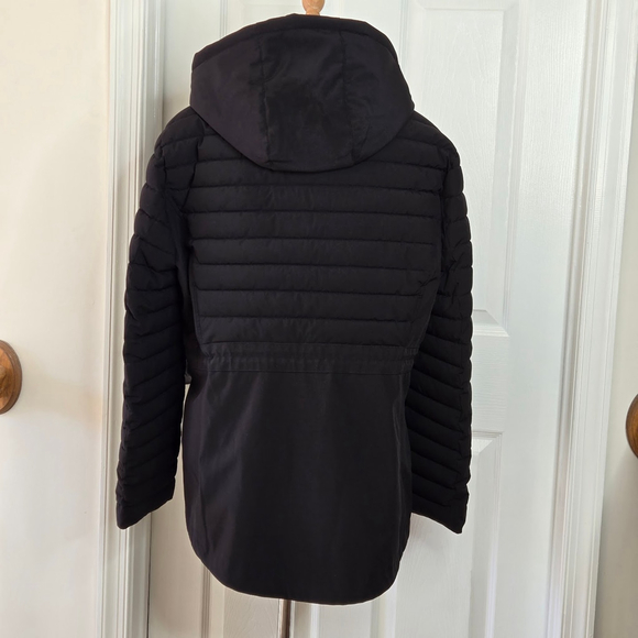 Tommy Hilfiger Women's Black Chevron Quilted Hooded Puffer Jacket Sz XL - Picture 3 of 12